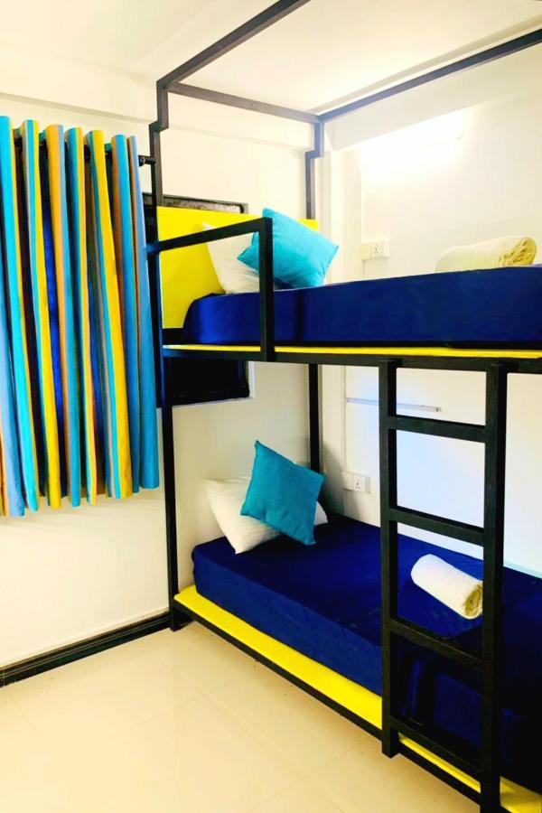 Vitamin Sea Hostel Inn Диквела Екстериор снимка