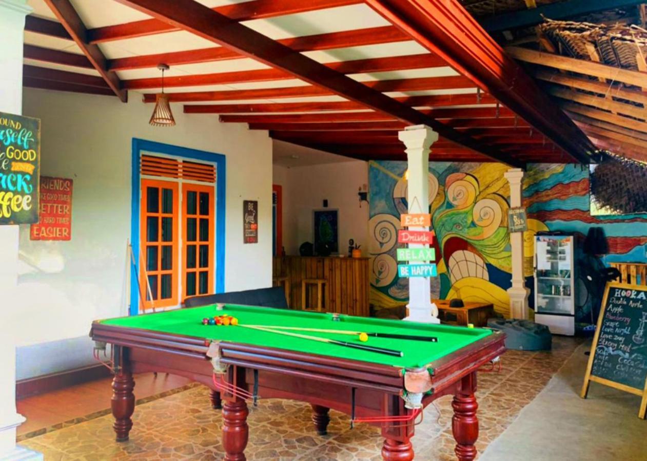 Vitamin Sea Hostel Inn Диквела Екстериор снимка