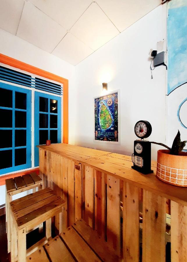 Vitamin Sea Hostel Inn Диквела Екстериор снимка